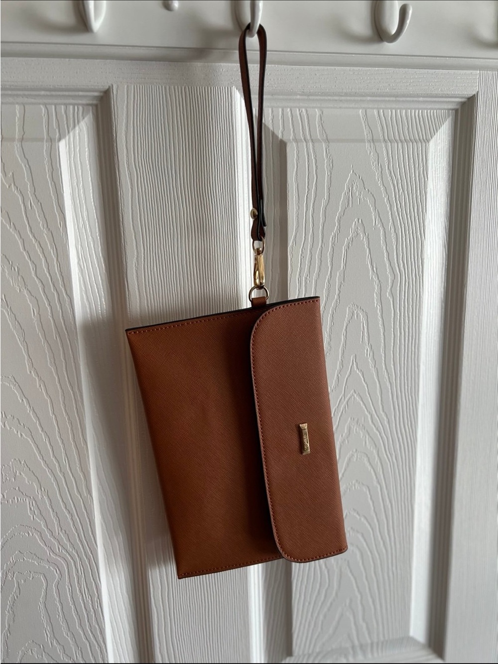 Sleek Brown Wristlet Clutch with Detachable Strap